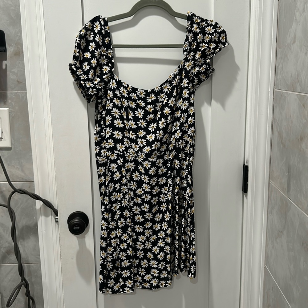 Bershka flower dress, Button up back
